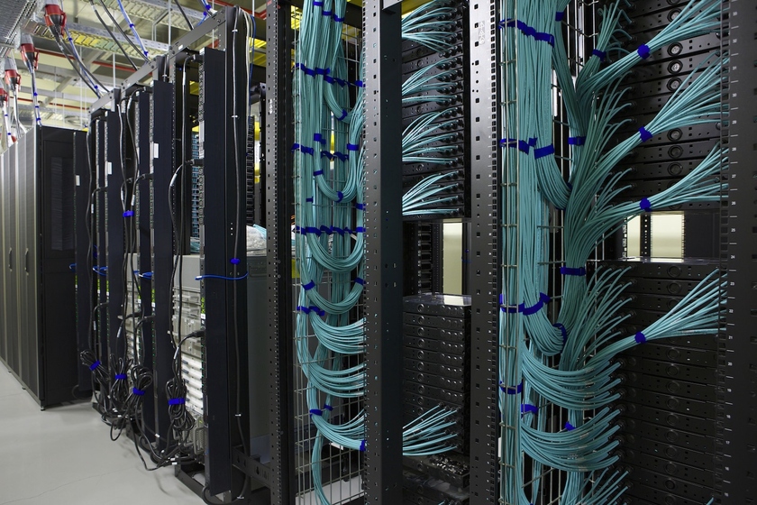 64a7bdfe3b671.jpg 租用俄羅斯100m服務器有什么優勢?.jpg